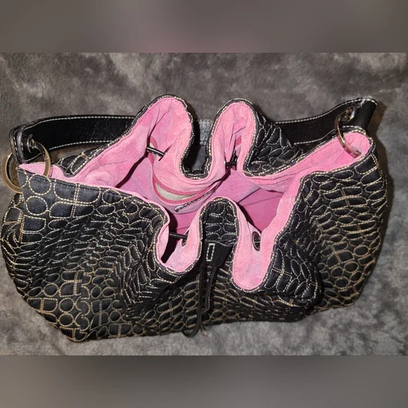 Stylish Black Quilted Women's Bag - Picture 3 of 8